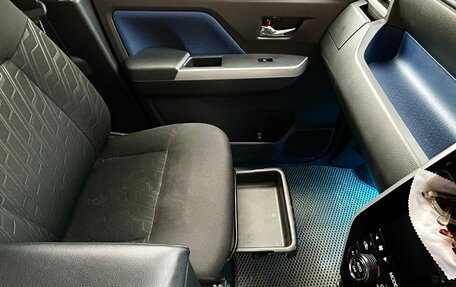 Toyota Roomy I, 2020 год, 1 450 000 рублей, 15 фотография