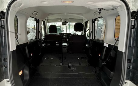 Toyota Roomy I, 2020 год, 1 450 000 рублей, 25 фотография