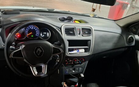 Renault Logan II, 2019 год, 1 200 000 рублей, 4 фотография