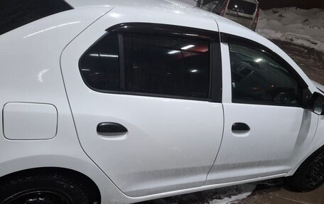 Renault Logan II, 2019 год, 1 200 000 рублей, 13 фотография