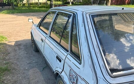 Mazda Familia, 1987 год, 130 000 рублей, 3 фотография