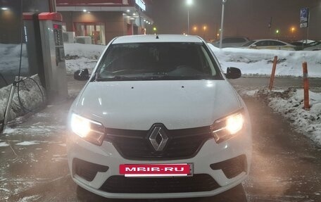 Renault Logan II, 2019 год, 1 200 000 рублей, 18 фотография