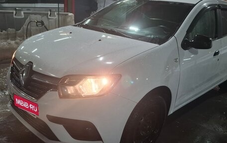 Renault Logan II, 2019 год, 1 200 000 рублей, 19 фотография