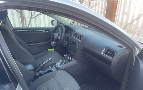 Volkswagen Jetta VI, 2013 год, 1 345 000 рублей, 12 фотография