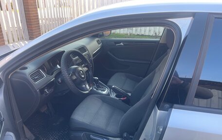 Volkswagen Jetta VI, 2013 год, 1 345 000 рублей, 11 фотография