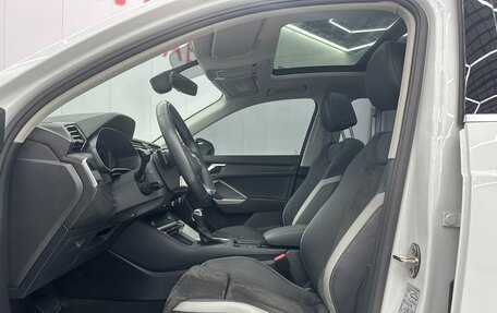 Audi Q3, 2022 год, 2 350 000 рублей, 10 фотография