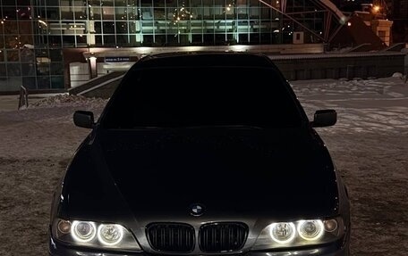 BMW 5 серия, 2003 год, 600 000 рублей, 2 фотография