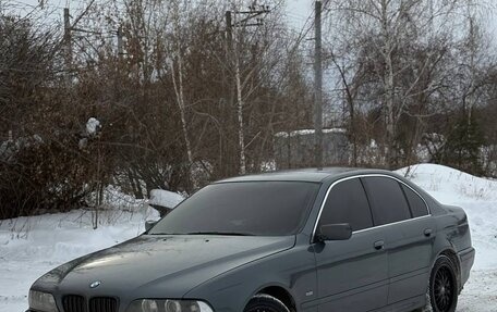 BMW 5 серия, 2003 год, 600 000 рублей, 3 фотография