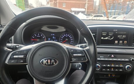 KIA Sportage IV рестайлинг, 2020 год, 1 923 000 рублей, 10 фотография