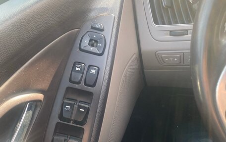 Hyundai ix35 I рестайлинг, 2010 год, 1 055 000 рублей, 7 фотография