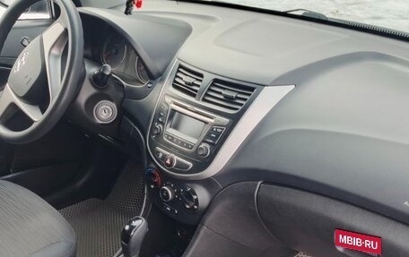 Hyundai Solaris II рестайлинг, 2016 год, 1 040 000 рублей, 6 фотография