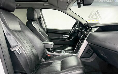 Land Rover Discovery Sport I рестайлинг, 2017 год, 2 389 000 рублей, 11 фотография