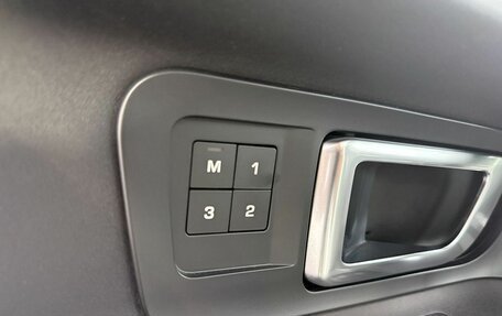 Land Rover Discovery Sport I рестайлинг, 2017 год, 2 389 000 рублей, 24 фотография