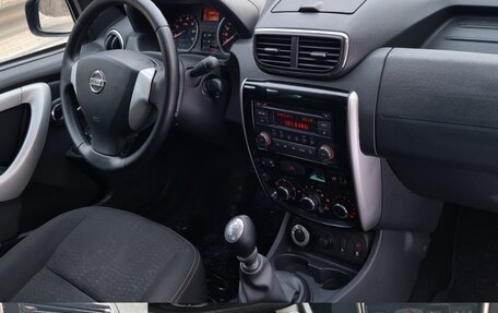 Nissan Terrano III, 2015 год, 1 050 000 рублей, 23 фотография