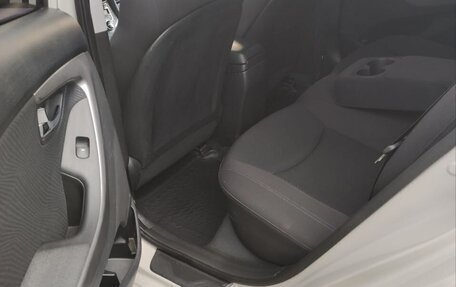 Hyundai Elantra V, 2012 год, 1 050 000 рублей, 11 фотография