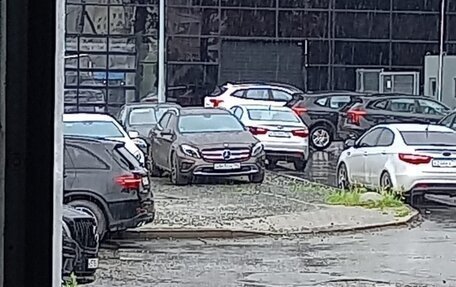 Mercedes-Benz GLA, 2014 год, 1 950 000 рублей, 14 фотография