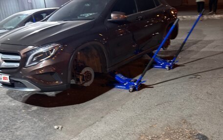 Mercedes-Benz GLA, 2014 год, 1 950 000 рублей, 17 фотография