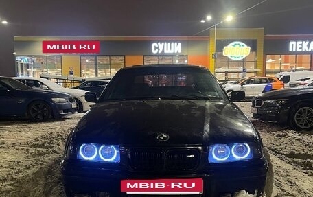 BMW 3 серия, 1993 год, 380 000 рублей, 2 фотография