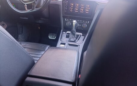 Volkswagen Passat B8 рестайлинг, 2017 год, 2 600 000 рублей, 21 фотография