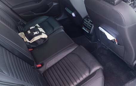 Volkswagen Passat B8 рестайлинг, 2017 год, 2 600 000 рублей, 20 фотография