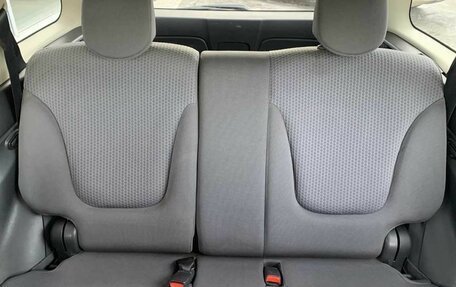 Nissan Wingroad III, 2010 год, 775 000 рублей, 22 фотография