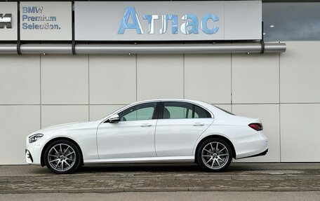 Mercedes-Benz E-Класс, 2022 год, 5 990 000 рублей, 3 фотография