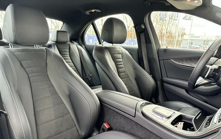 Mercedes-Benz E-Класс, 2022 год, 5 990 000 рублей, 12 фотография