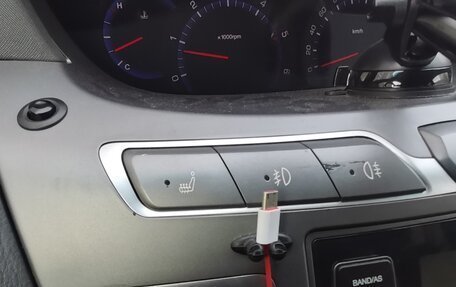 SsangYong Stavic, 2014 год, 1 000 000 рублей, 24 фотография