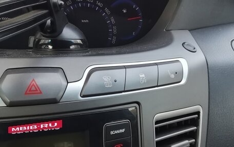 SsangYong Stavic, 2014 год, 1 000 000 рублей, 23 фотография