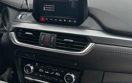 Mazda 6, 2018 год, 2 300 000 рублей, 10 фотография