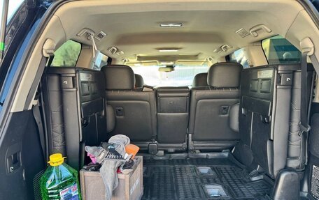 Toyota Land Cruiser 200, 2011 год, 2 150 000 рублей, 14 фотография