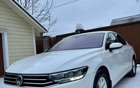 Volkswagen Passat B8 рестайлинг, 2021 год, 3 000 000 рублей, 8 фотография