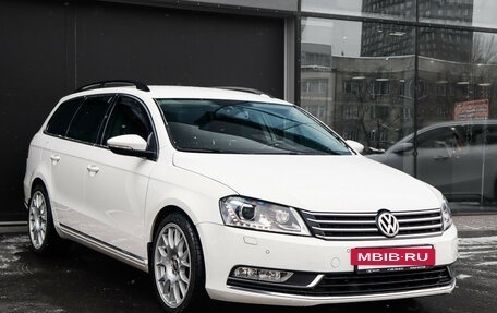 Volkswagen Passat B7, 2013 год, 1 690 000 рублей, 3 фотография