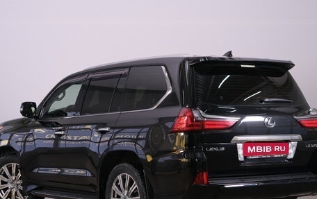 Lexus LX III, 2017 год, 8 599 000 рублей, 4 фотография