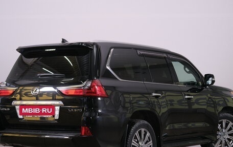 Lexus LX III, 2017 год, 8 599 000 рублей, 6 фотография