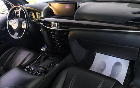 Lexus LX III, 2017 год, 8 599 000 рублей, 22 фотография