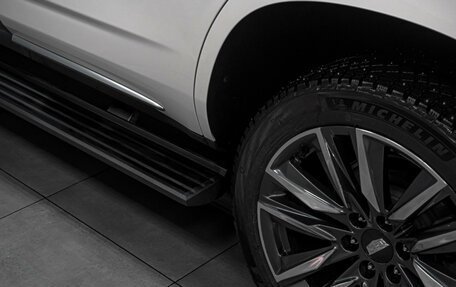 Cadillac Escalade V, 2021 год, 13 299 000 рублей, 8 фотография