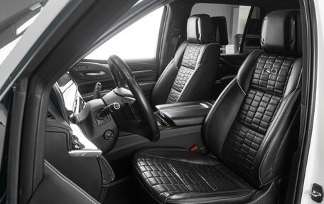 Cadillac Escalade V, 2021 год, 13 299 000 рублей, 19 фотография