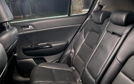 KIA Sportage IV рестайлинг, 2021 год, 2 350 000 рублей, 10 фотография