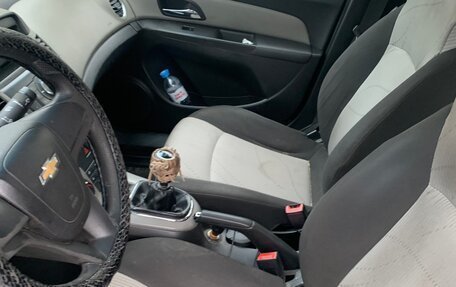 Chevrolet Cruze II, 2011 год, 500 000 рублей, 6 фотография