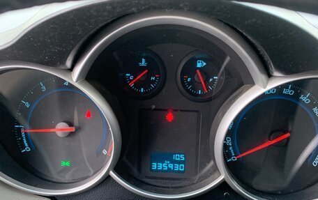 Chevrolet Cruze II, 2011 год, 500 000 рублей, 5 фотография