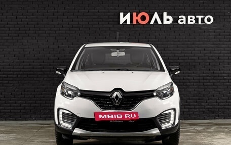 Renault Kaptur I рестайлинг, 2019 год, 1 000 000 рублей, 2 фотография