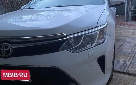 Toyota Camry, 2015 год, 1 600 000 рублей, 4 фотография