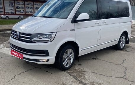 Volkswagen Multivan T6 рестайлинг, 2017 год, 4 200 000 рублей, 3 фотография
