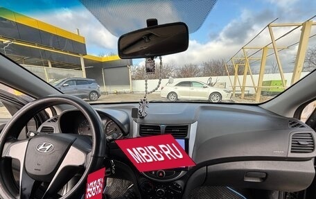 Hyundai Solaris II рестайлинг, 2016 год, 860 000 рублей, 11 фотография