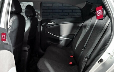 Hyundai Solaris II рестайлинг, 2013 год, 800 000 рублей, 18 фотография