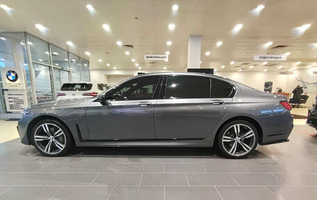 BMW 7 серия, 2018 год, 3 950 000 рублей, 12 фотография