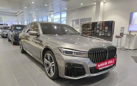 BMW 7 серия, 2018 год, 3 950 000 рублей, 7 фотография