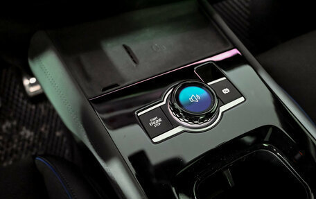 Volkswagen Tiguan, 2025 год, 4 950 000 рублей, 18 фотография