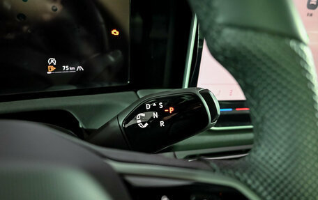 Volkswagen Tiguan, 2025 год, 4 950 000 рублей, 15 фотография